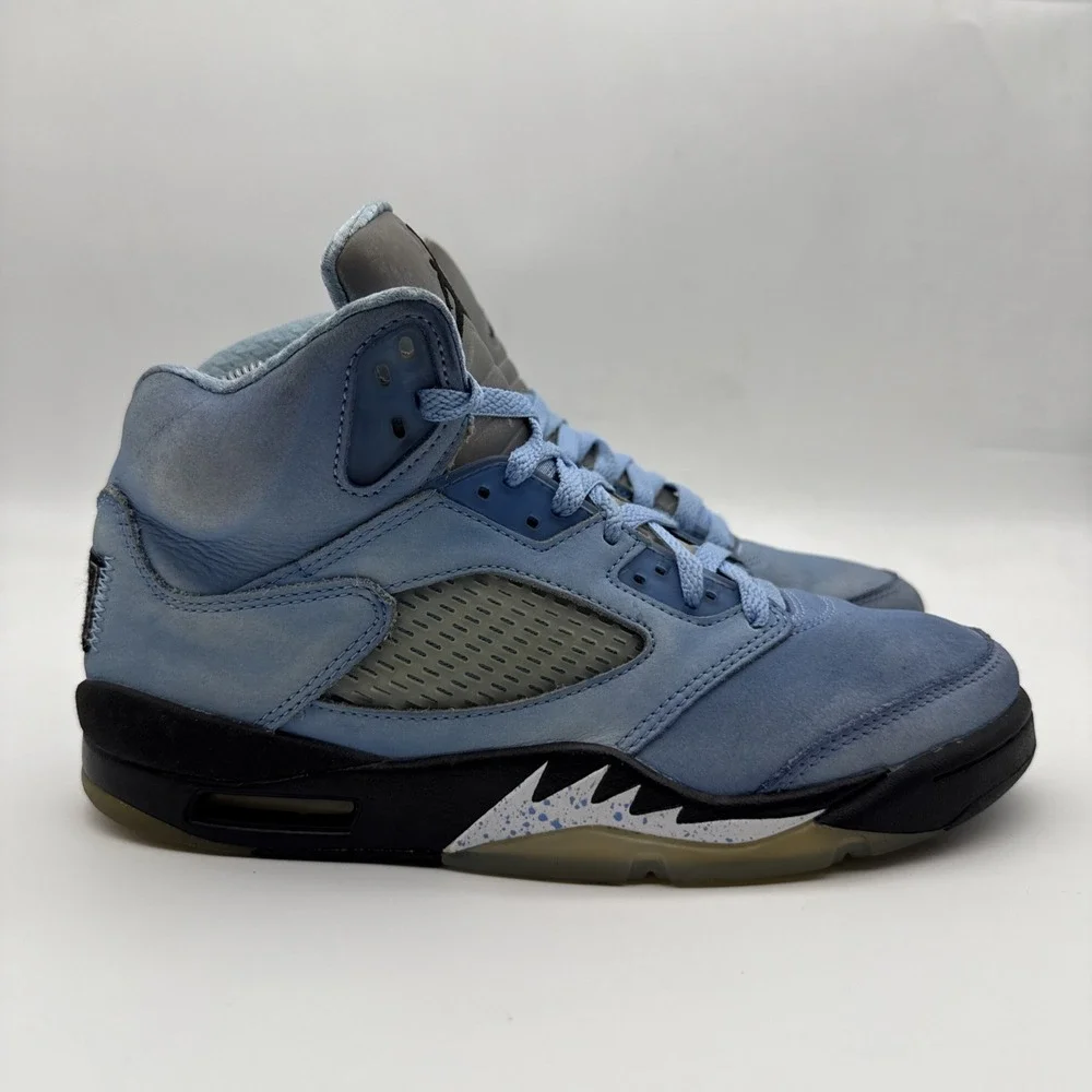 Size 8 - Jordan 5 Retro SE Mid UNC
